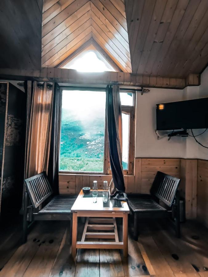 Throttle Shrottle Moto Hostel Manāli Buitenkant foto